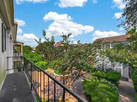 2511 Marilee Ln Unit 4 Houston TX 77057