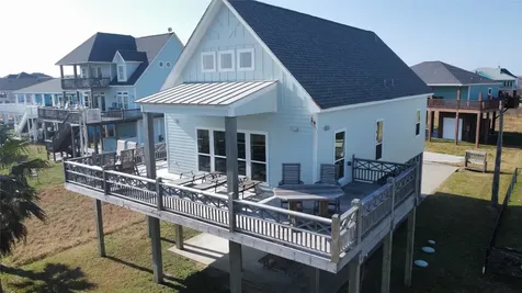 2836 Gulfview Lane Crystal Beach TX 77650