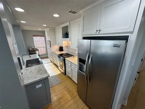 2836 Gulfview Lane Crystal Beach TX 77650