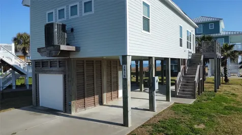 2836 Gulfview Lane Crystal Beach TX 77650