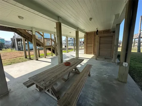 2836 Gulfview Lane Crystal Beach TX 77650