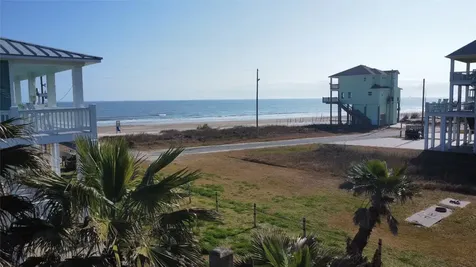 2836 Gulfview Lane Crystal Beach TX 77650