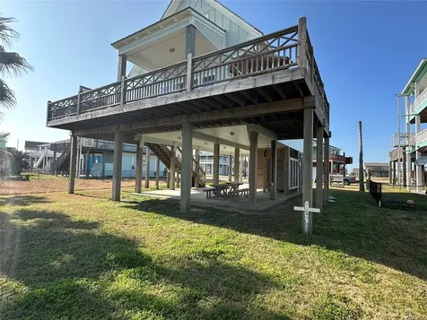 2836 Gulfview Lane Crystal Beach TX 77650