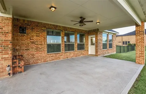 7518 Lake Ivie Needville TX 77461