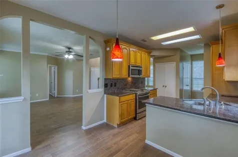 4803 Widerop Lane Friendswood TX 77546