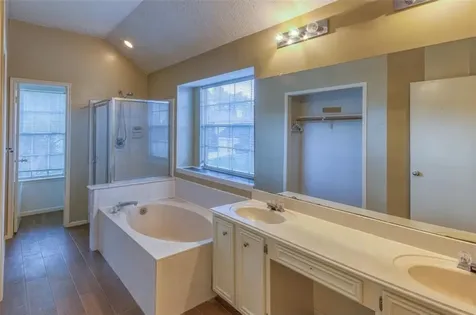 4803 Widerop Lane Friendswood TX 77546