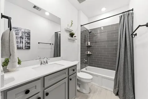649 Royal Arch Drive Conroe TX 77304