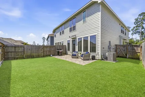 649 Royal Arch Drive Conroe TX 77304