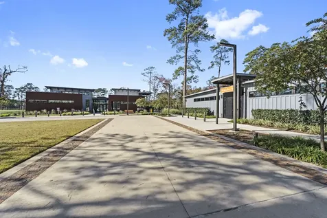 649 Royal Arch Drive Conroe TX 77304