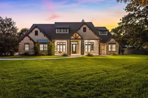 8989 Stone Oak Drive Montgomery TX 77316