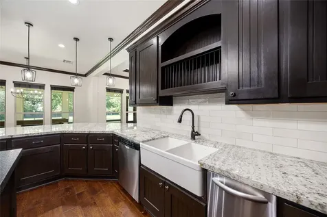 8989 Stone Oak Drive Montgomery TX 77316