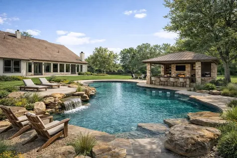 8989 Stone Oak Drive Montgomery TX 77316