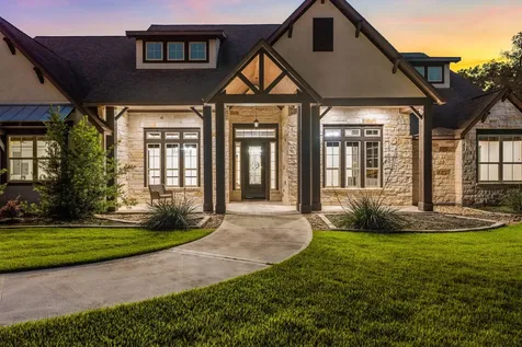 8989 Stone Oak Drive Montgomery TX 77316