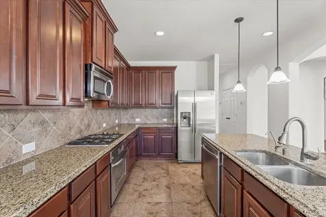 7 Canyon Wren Drive Spring TX 77389