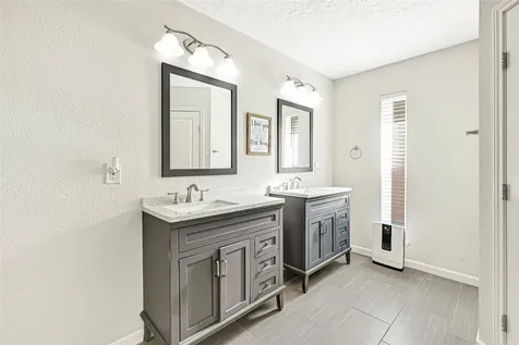 5343 Royal Parkway Friendswood TX 77546