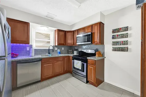 5343 Royal Parkway Friendswood TX 77546