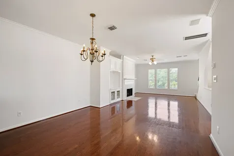1727 Hadley Street Houston TX 77003
