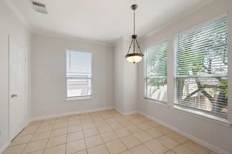 1727 Hadley Street Houston TX 77003