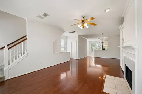 1727 Hadley Street Houston TX 77003