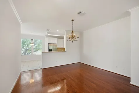 1727 Hadley Street Houston TX 77003