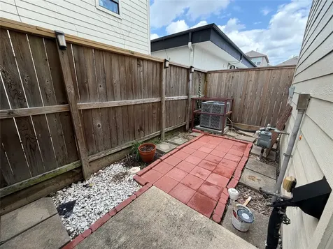 8715 Meadowcroft Drive 1204 Houston TX 77063