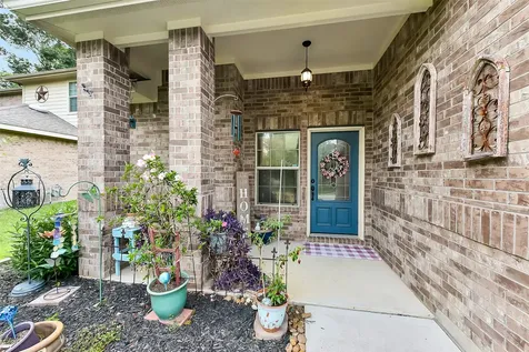 1703 Balsam Spruce Circle Conroe TX 77301