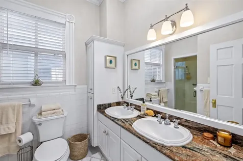 2207 Bernardo De Galvez Galveston TX 77550