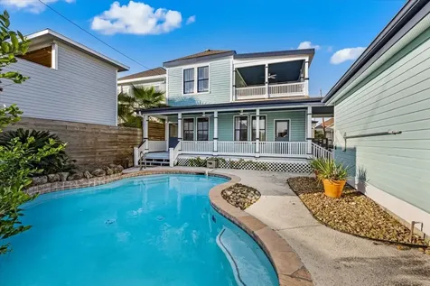 2207 Bernardo De Galvez Galveston TX 77550