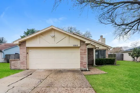 10810 Lakewood Oaks Drive Sugar Land TX 77498