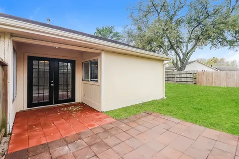 10810 Lakewood Oaks Drive Sugar Land TX 77498