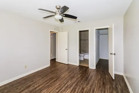 10810 Lakewood Oaks Drive Sugar Land TX 77498