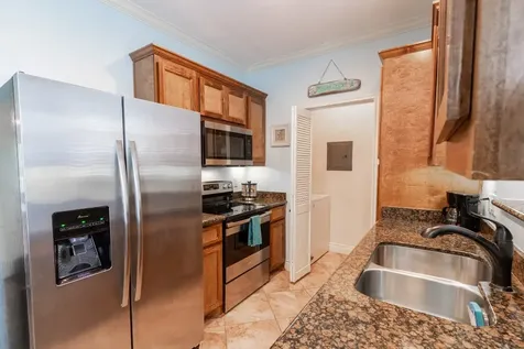7000 Seawall Boulevard 114 Galveston TX 77551