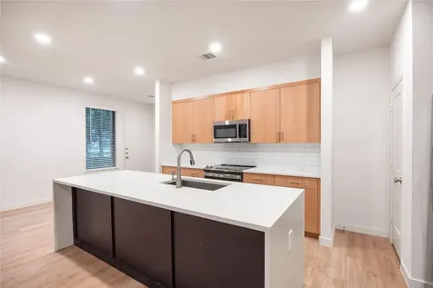 2517 Appian Way B Roman Forest TX 77357