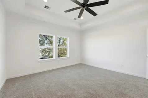 530 N 4th Street La Porte TX 77571