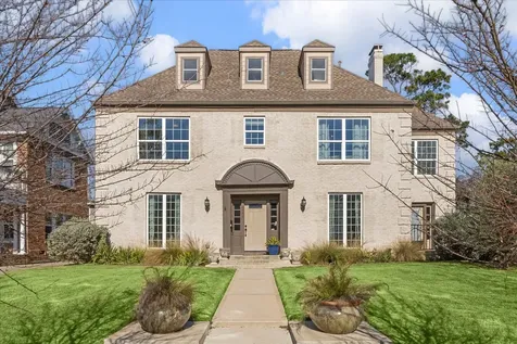 2431 Calumet Street Houston TX 77004