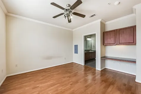 1711 Old Spanish Trail 345 Houston TX 77054