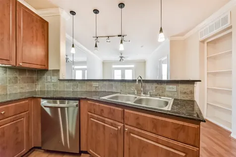1711 Old Spanish Trail 345 Houston TX 77054