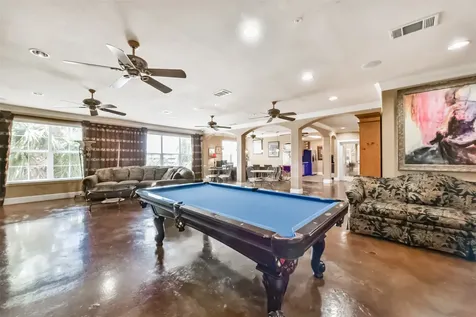 1711 Old Spanish Trail 345 Houston TX 77054