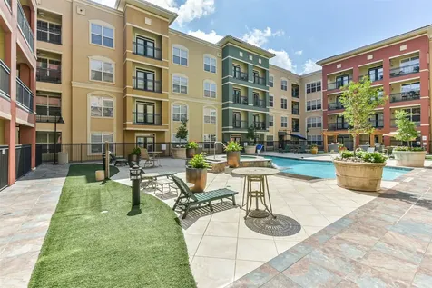 1711 Old Spanish Trail 345 Houston TX 77054