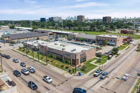4717 Chrystell Lane Houston TX 77092