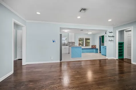 4717 Chrystell Lane Houston TX 77092