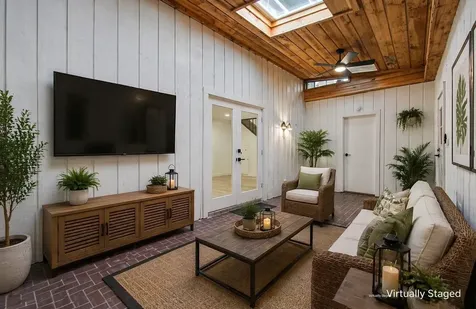 1888 Saxony Lane Houston TX 77058