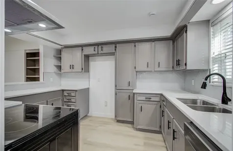 1888 Saxony Lane Houston TX 77058