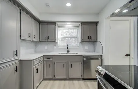 1888 Saxony Lane Houston TX 77058