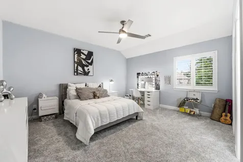 15 N Shasta Bend Circle The Woodlands TX 77389
