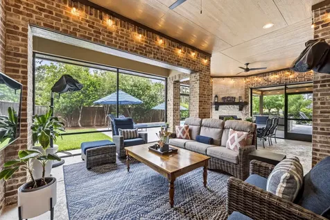 15 N Shasta Bend Circle The Woodlands TX 77389