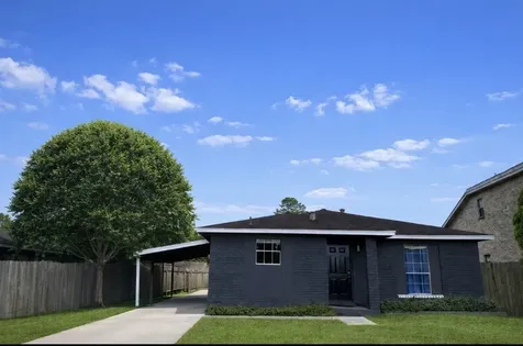 1204 Avenue J South Houston TX 77587