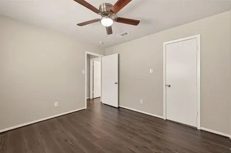 3907 Holly Green Court Houston TX 77339