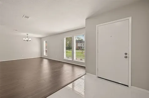 3907 Holly Green Court Houston TX 77339