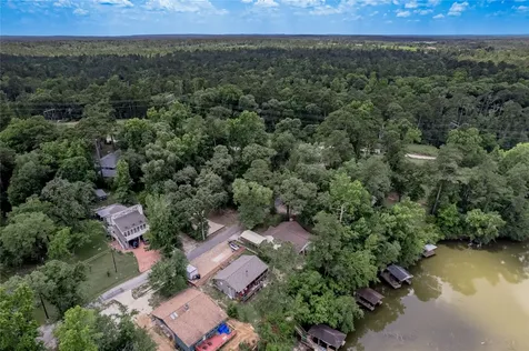 109 Hill Top Road Huntsville TX 77320